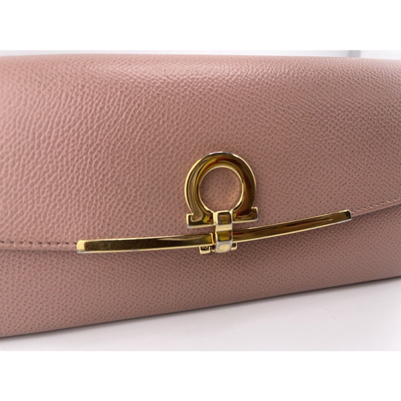 Salvatore Ferragamo Blush Pink Leather Wallet with Gold Hardware - Picture 2 of 7